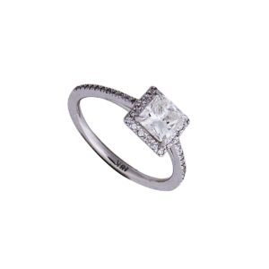 18k princess cut diamond ring with halo setting